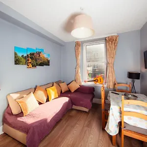  Apartment Old Town By The Castle/ Meadows!